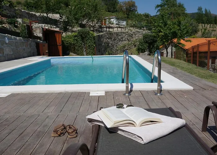 Leiras Do Seixo - Casa Dos Tinos Hébergement de vacances *